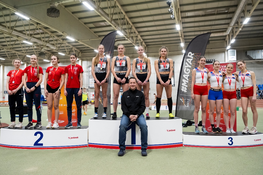 Bajnoki címmel kezdték az ARAK-os fiatalok a téli szezont az első országos versenyen